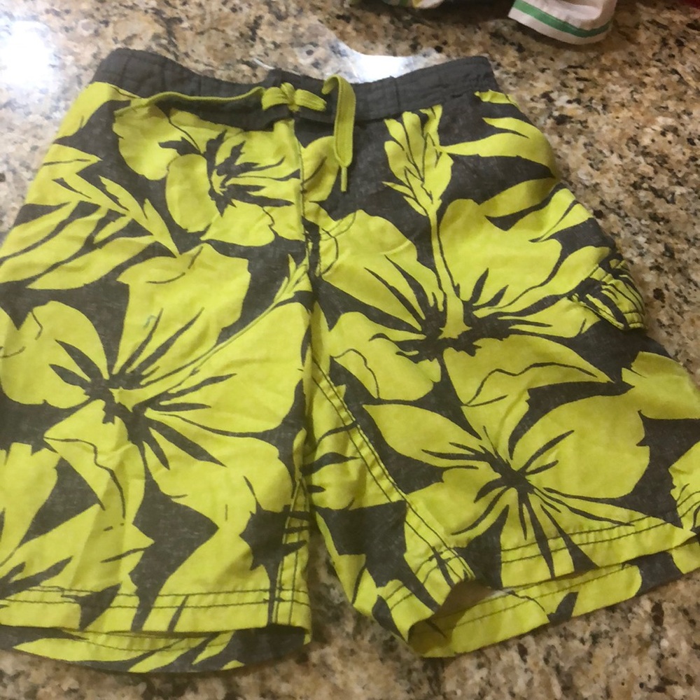 VGUC boys swim trunks